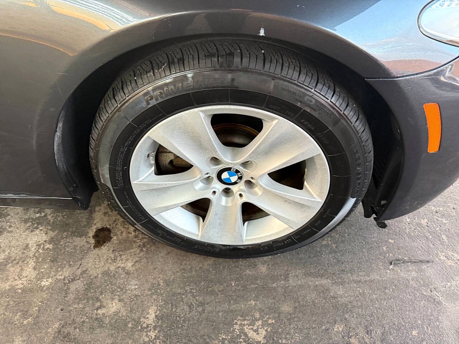 2012 BMW 5 Series 528i - Photo 31