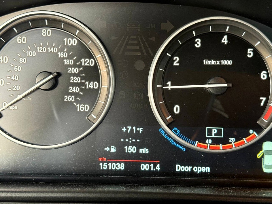 2012 BMW 5 Series 528i - Photo 24