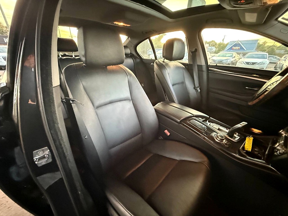 2012 BMW 5 Series 528i - Photo 21