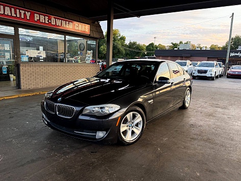 2012 BMW 5 Series 528i