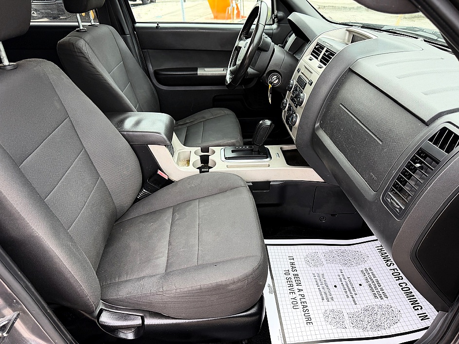 2012 Ford Escape XLT - Photo 11