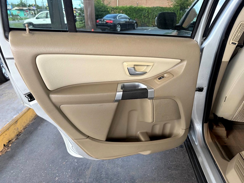 2010 Volvo XC90 3.2 - Photo 12