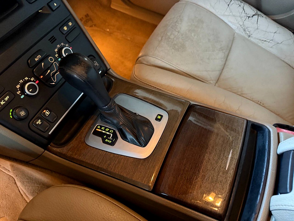 2010 Volvo XC90 3.2 - Photo 27