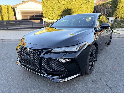 2021 Toyota Avalon XSE's photo