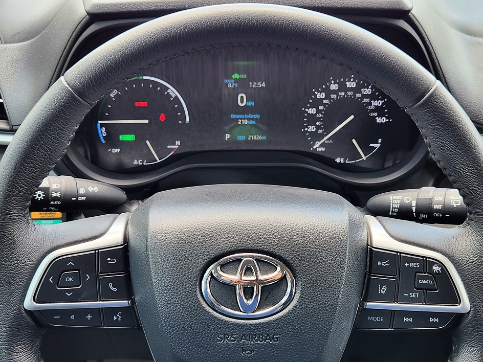 2021 Toyota Sienna XLE - Photo 19