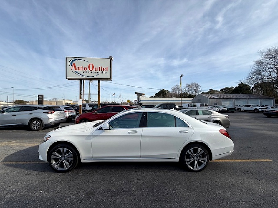 2014 Mercedes-Benz S-Class S550's photo