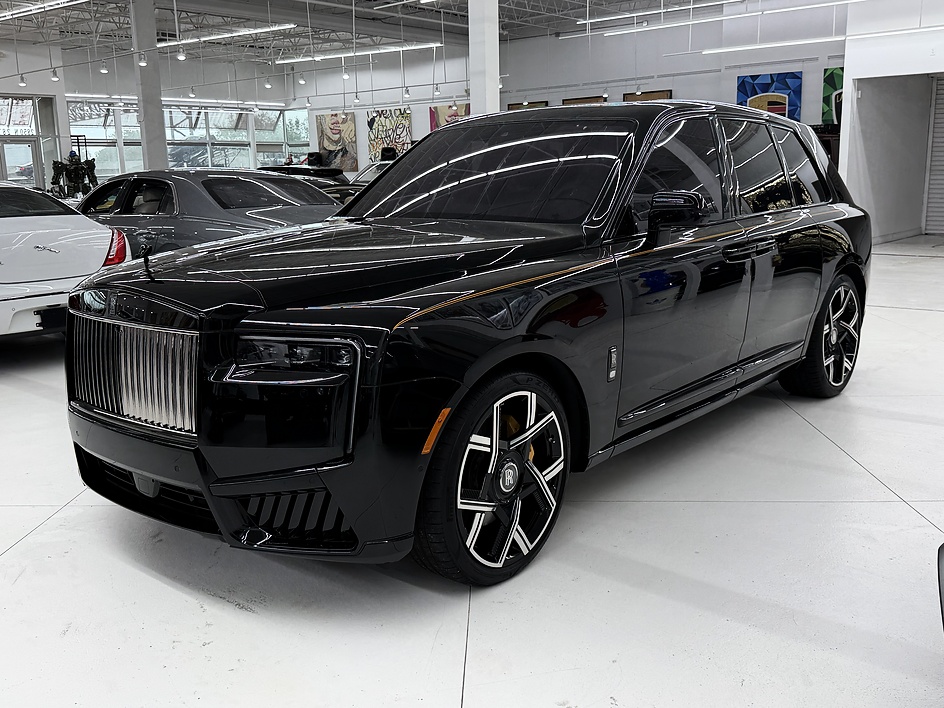 2025 Rolls-Royce Cullinan Black Badge - Photo 16