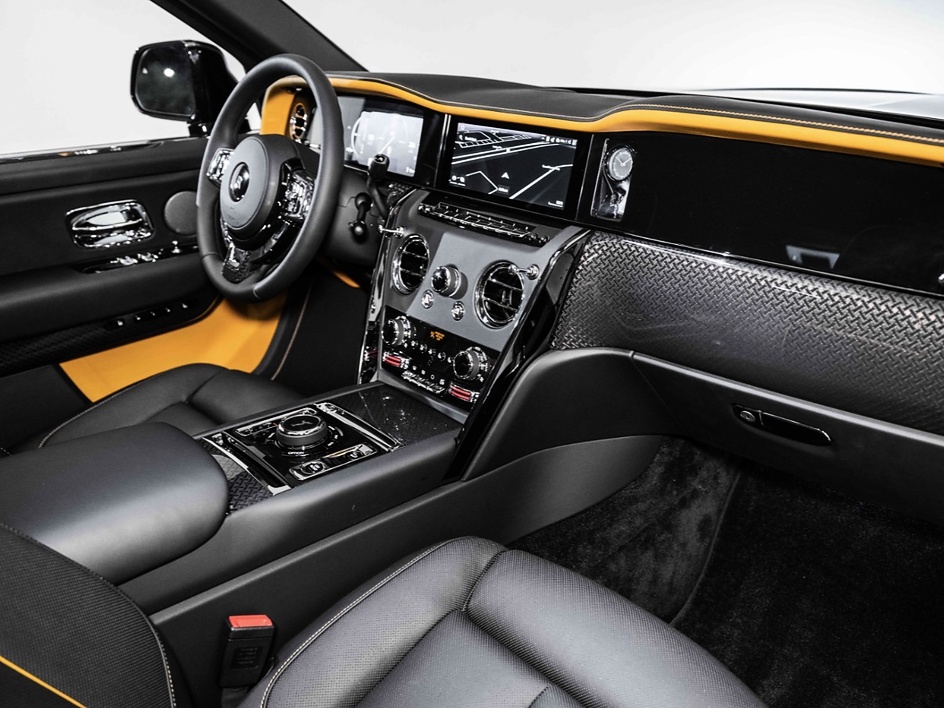 2025 Rolls-Royce Cullinan Black Badge - Photo 32