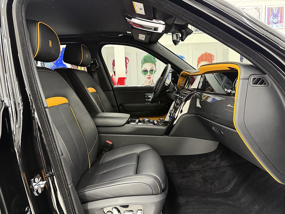 2025 Rolls-Royce Cullinan Black Badge - Photo 39