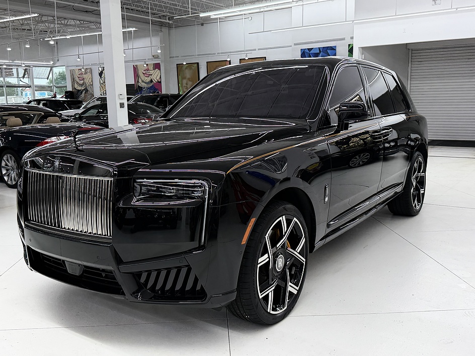 2025 Rolls-Royce Cullinan Black Badge - Photo 43
