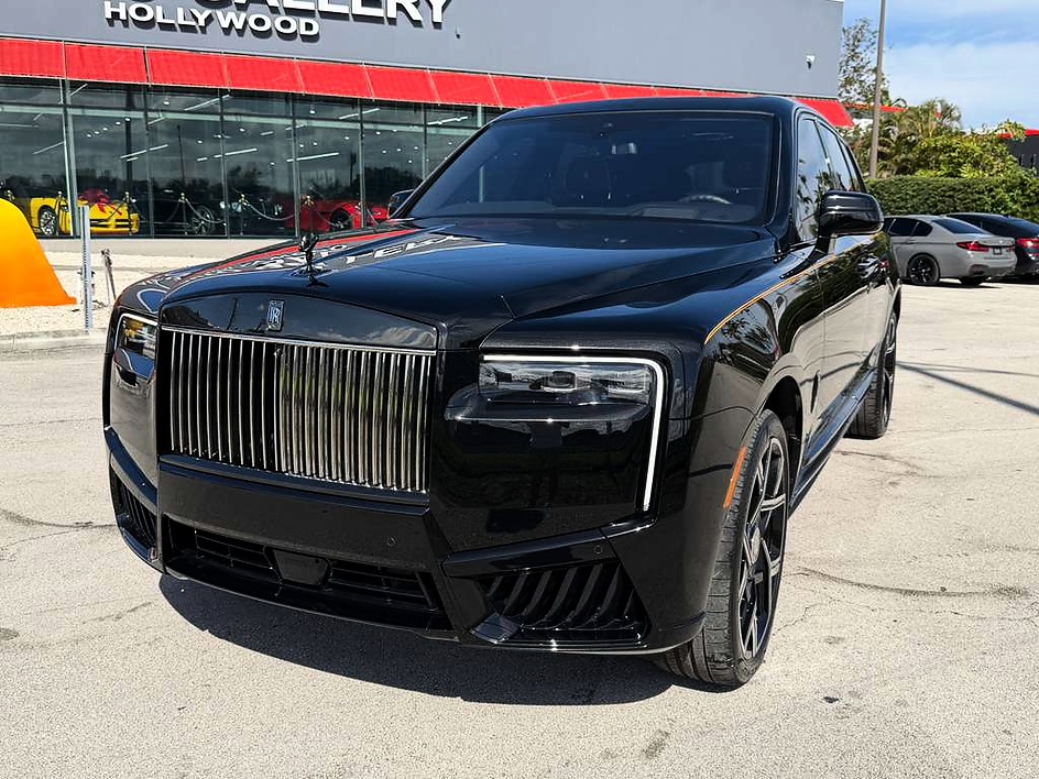 2025 Rolls-Royce Cullinan Black Badge - Photo 10