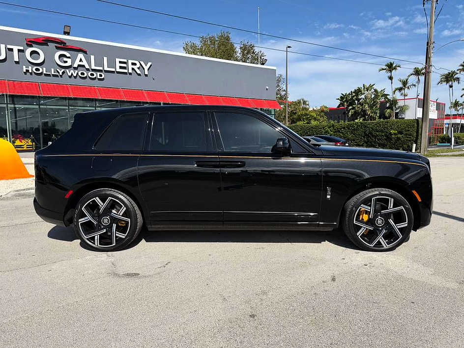 2025 Rolls-Royce Cullinan Black Badge - Photo 8