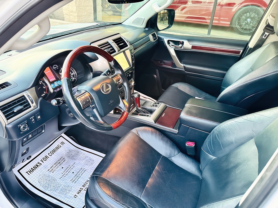 2014 Lexus GX 460 Base photo 13