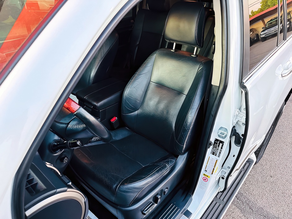 2014 Lexus GX 460 Base photo 18