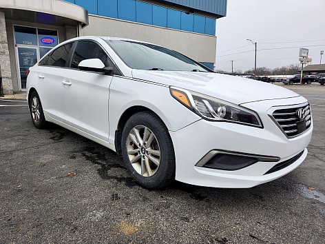 2017 Hyundai Sonata Base's photo