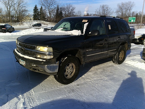 2003 Chevrolet Tahoe LS's photo