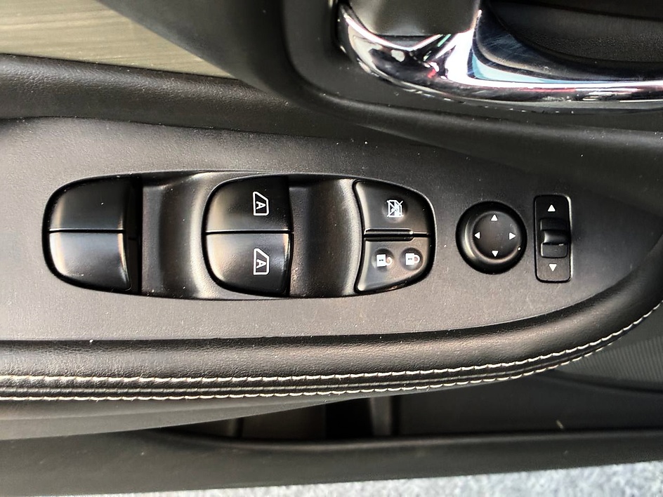 2018 Nissan Murano SV - Photo 12