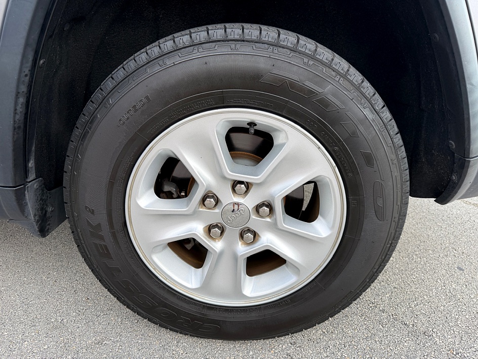 2016 Jeep Grand Cherokee Laredo E - Photo 20