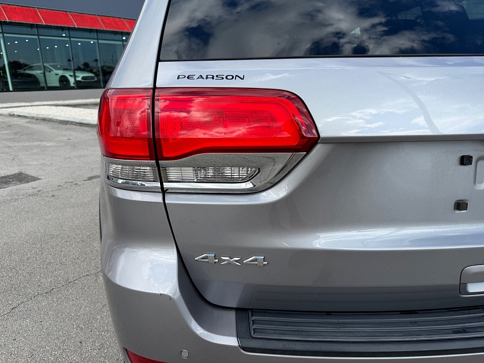 2016 Jeep Grand Cherokee Laredo E - Photo 17