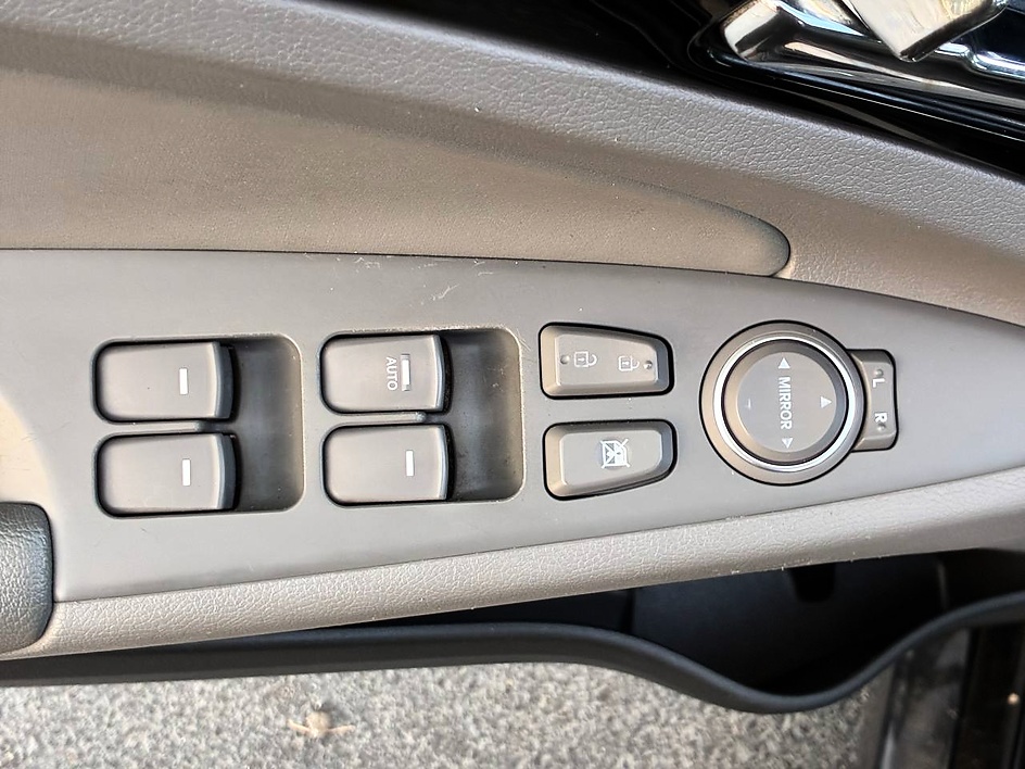 2013 Hyundai Sonata Limited - Photo 12