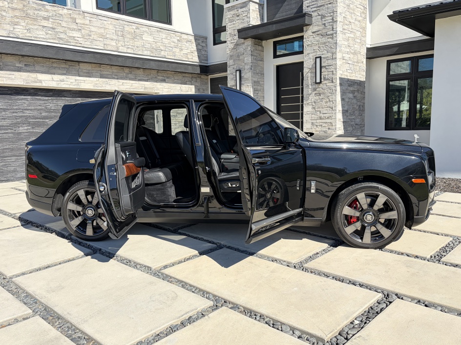 2020 Rolls-Royce Cullinan Base - Photo 9