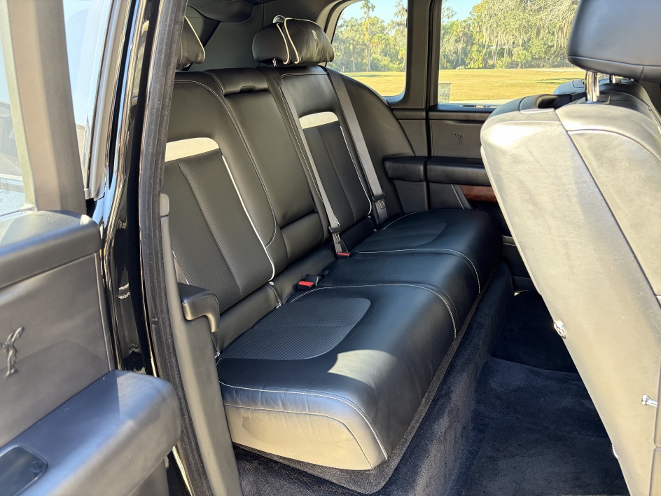 2020 Rolls-Royce Cullinan Base - Photo 13