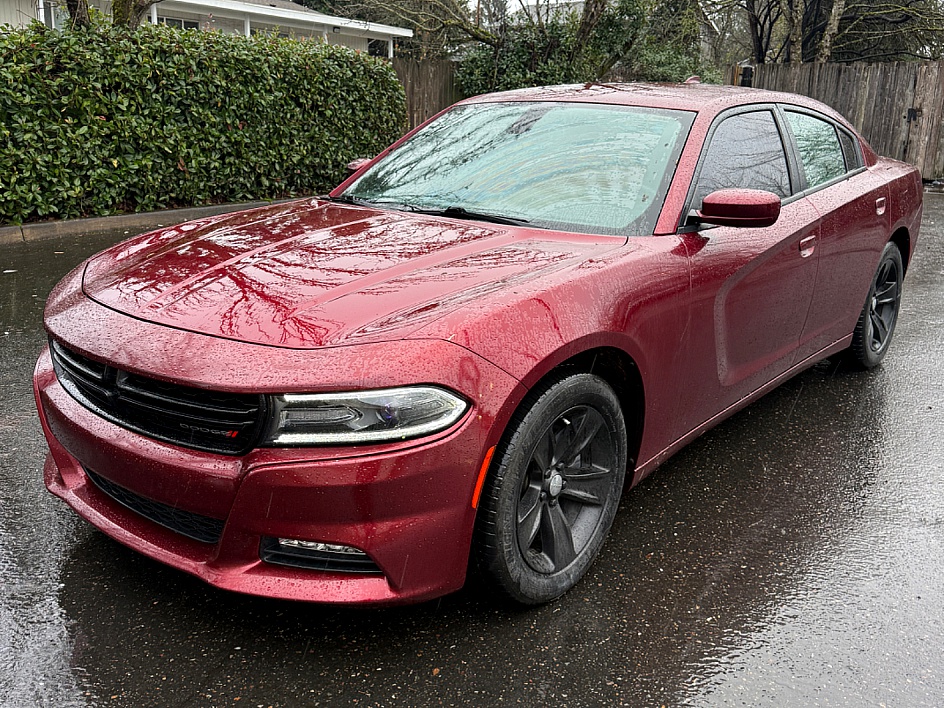 2018 Dodge Charger SXT's photo