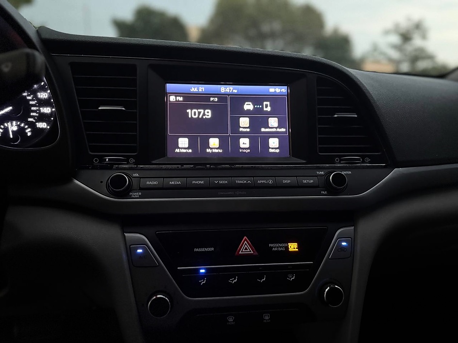 2018 Hyundai Elantra SEL - Photo 20