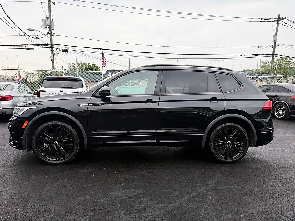 2022 Volkswagen Tiguan SE R-LINE BLACK - Photo 4