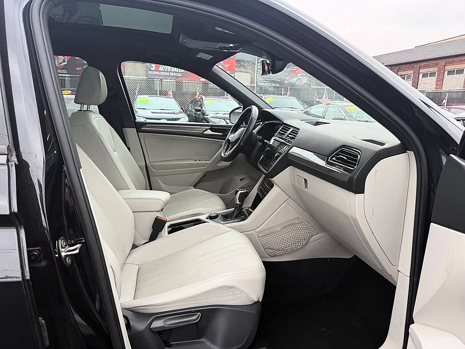 2022 Volkswagen Tiguan SE R-LINE BLACK - Photo 12