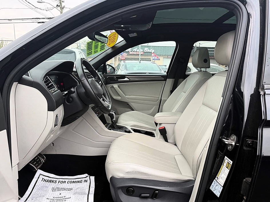 2022 Volkswagen Tiguan SE R-LINE BLACK - Photo 9