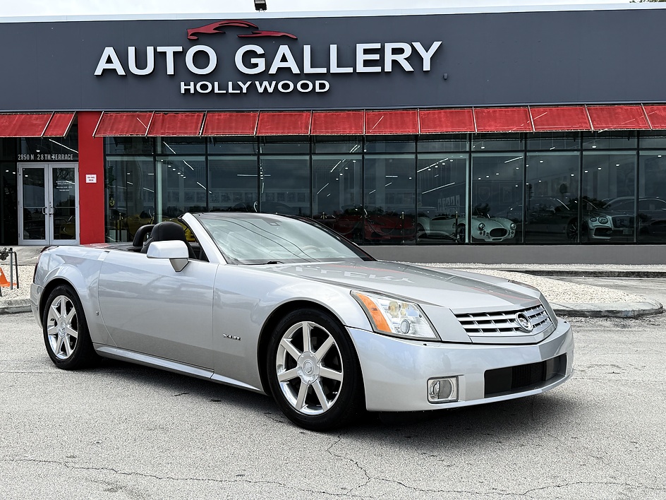 Austin様 ヴィルツ L CLモデル 2006 CADILLAC XLR LOW MILES - Auto Gallery Hollywood