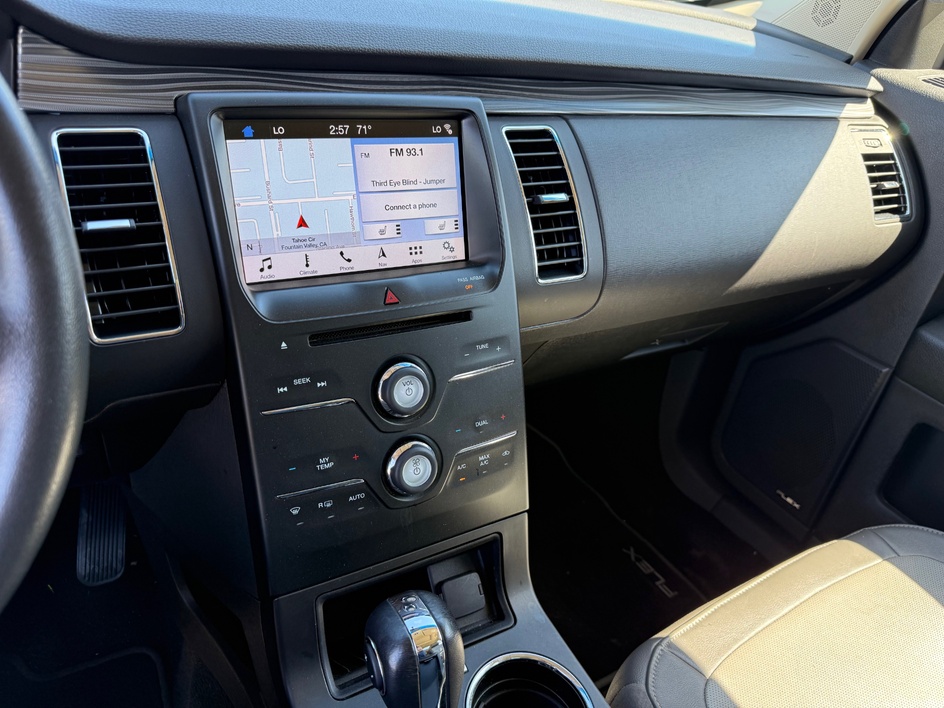 2019 Ford Flex SEL - Photo 12
