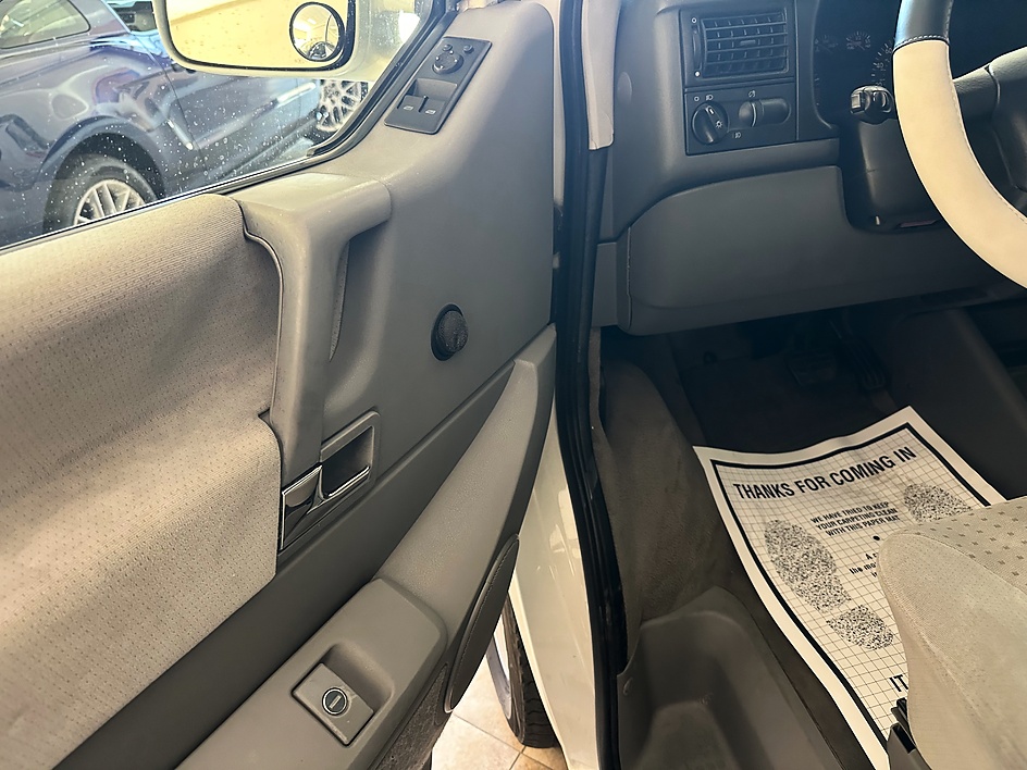 2002 Volkswagen Eurovan MV - Photo 19