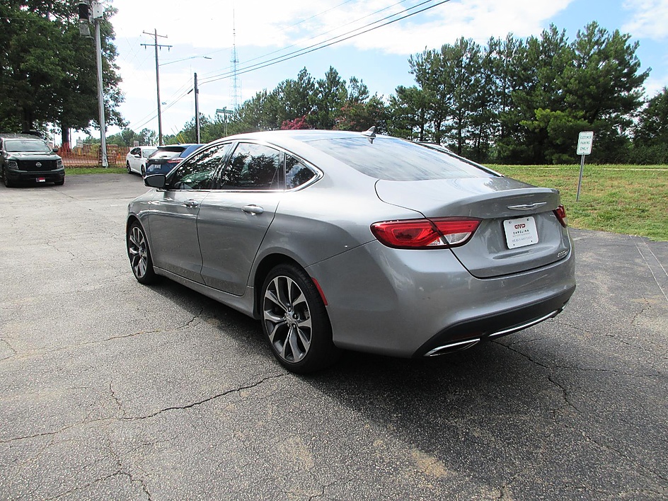 2015 Chrysler 200 C - Photo 7