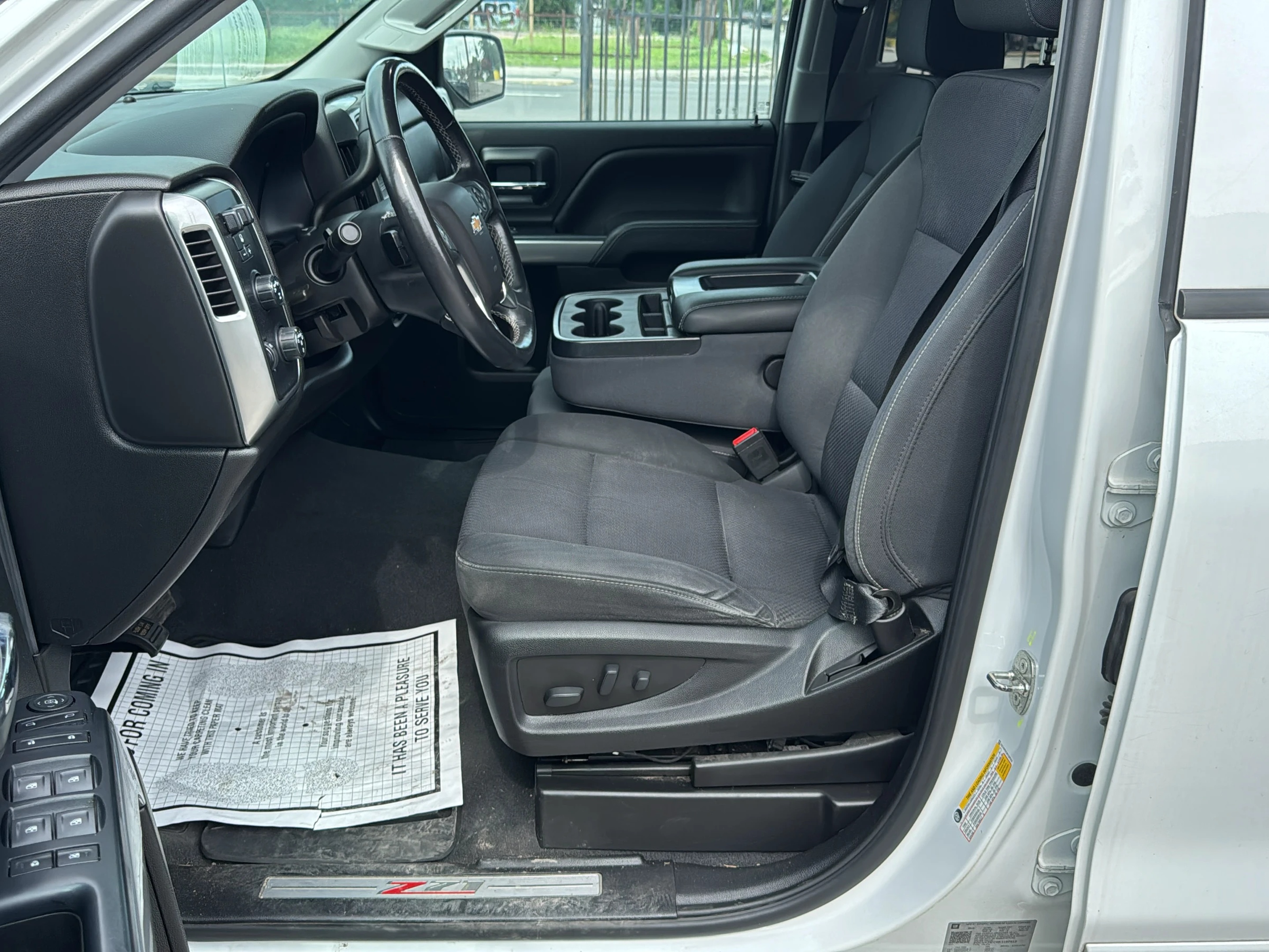 2019 Chevrolet Silverado 1500 LD LT Z71 - Photo 17