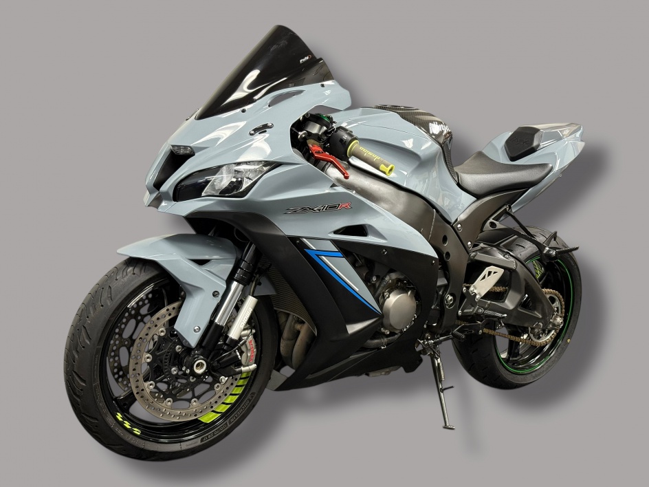 N 2018 Kawasaki EX650KJFA NINJA650ABS KRT - 649cc Standard Equipment