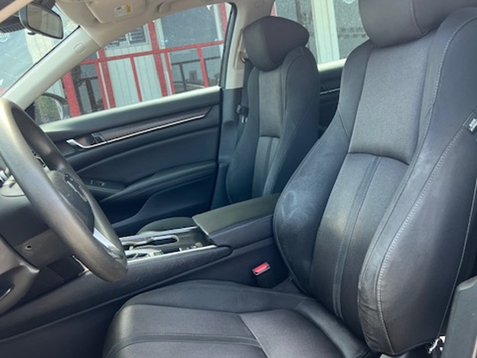 2020 Honda Accord EX - Photo 8
