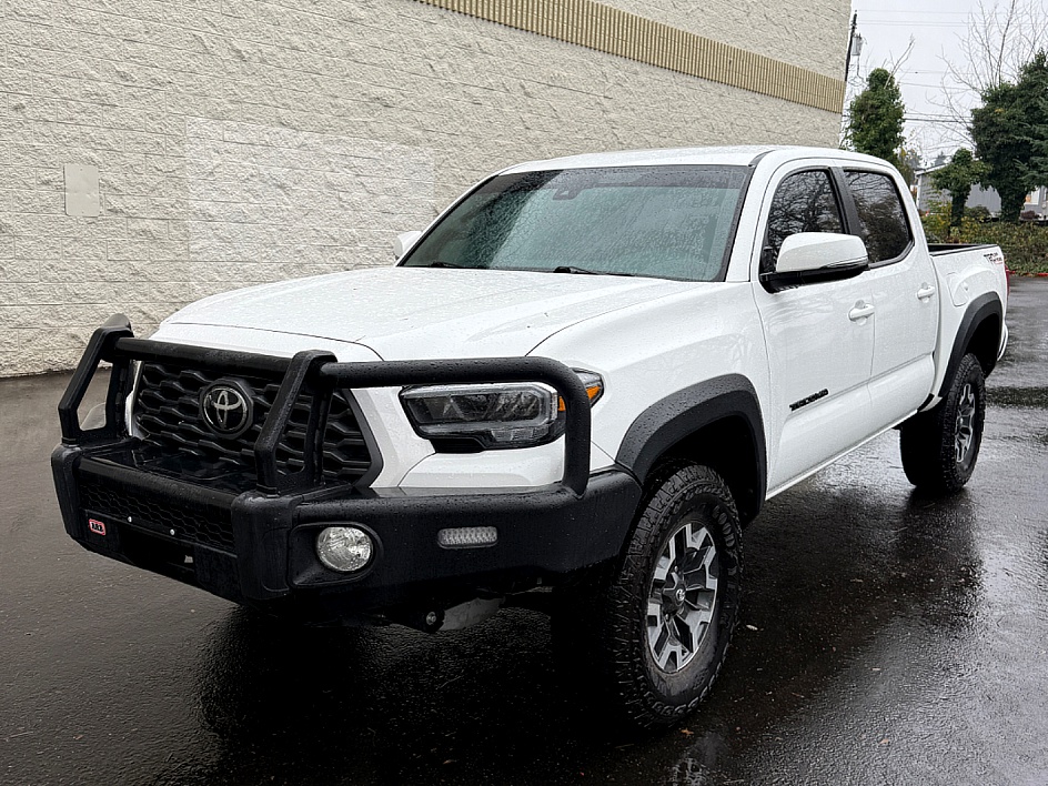 2023 Toyota Tacoma TRD Off Road's photo