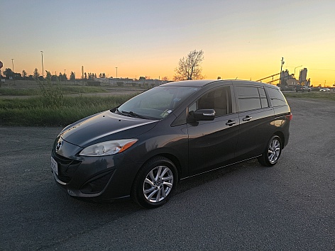 2013 Mazda MAZDA5 Sport