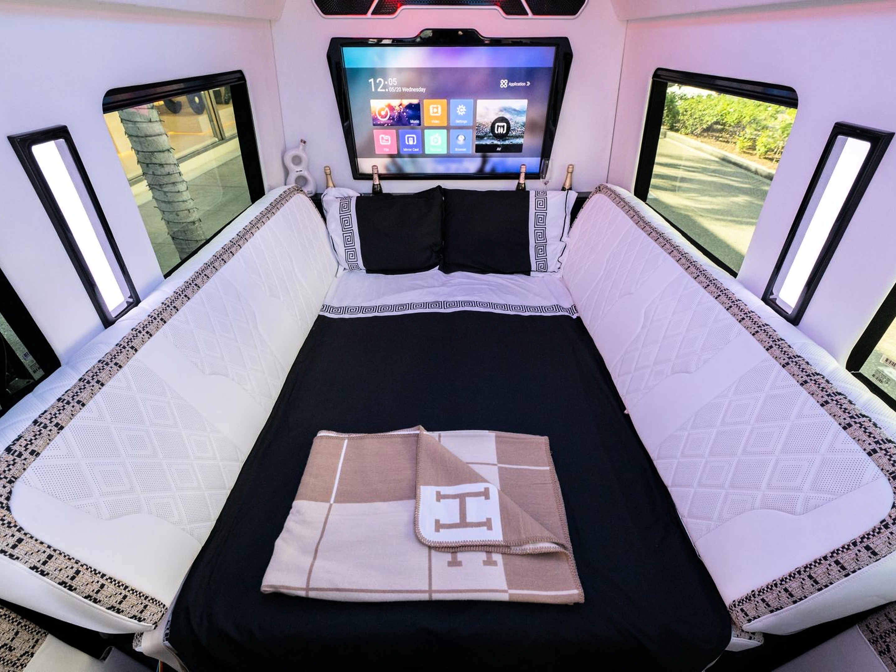 2026 Mercedes-Benz Sprinter Cargo Van Base - Photo 30