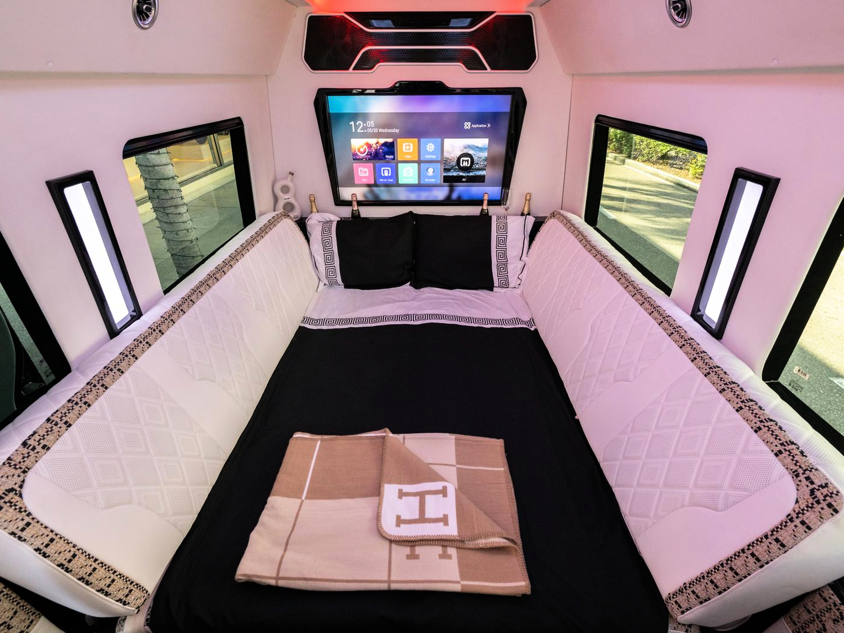 2026 Mercedes-Benz Sprinter Cargo Van Base - Photo 43