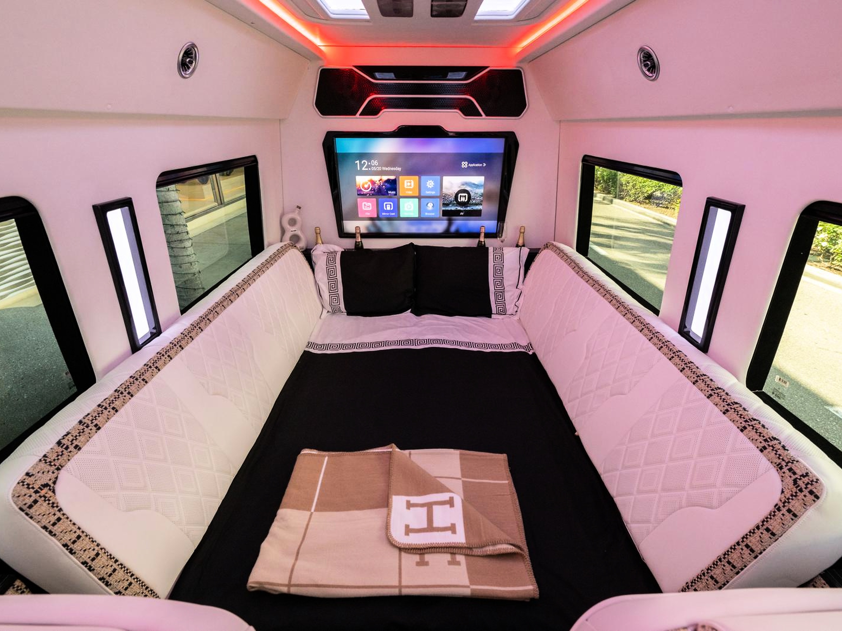 2026 Mercedes-Benz Sprinter Cargo Van Base - Photo 41