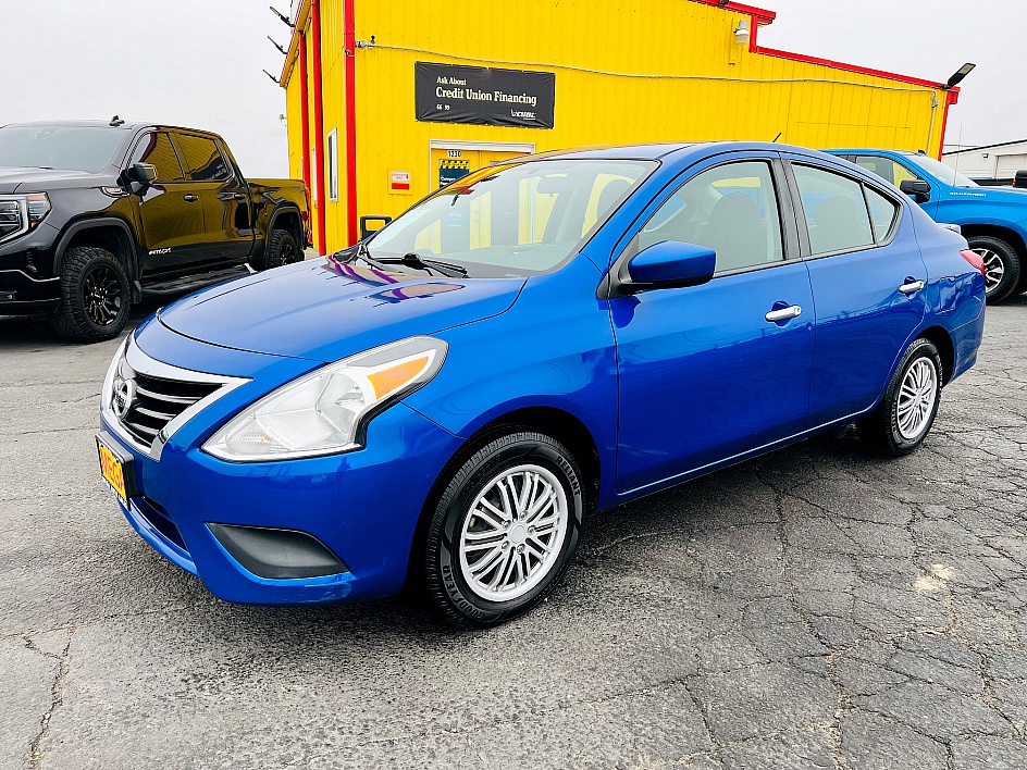 2017 Nissan Versa Sedan SV