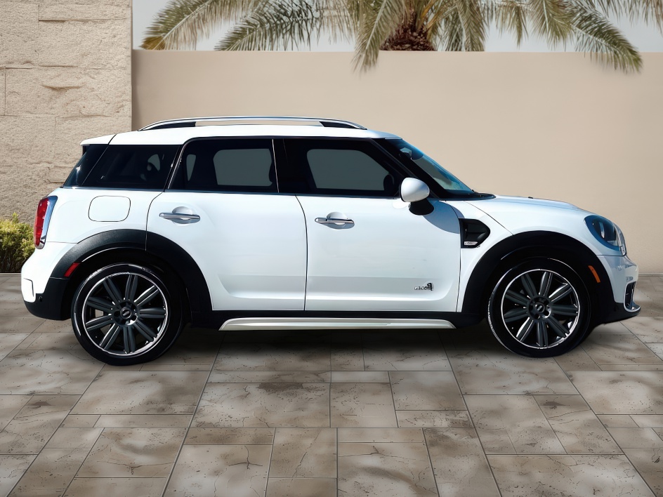 2017 Mini Countryman ALL4 photo 2