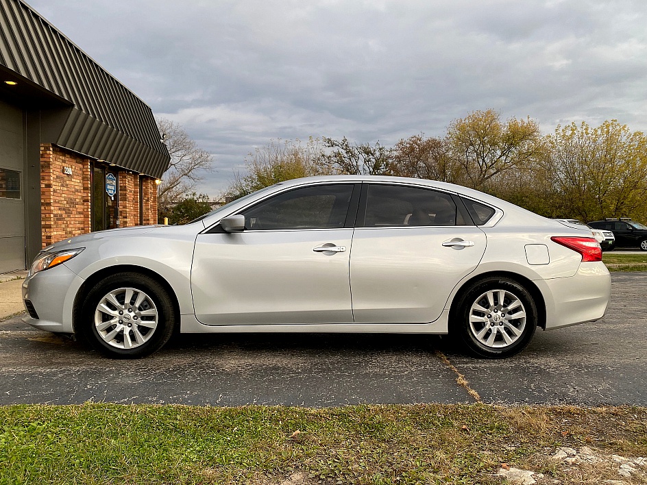 2017 Nissan Altima S