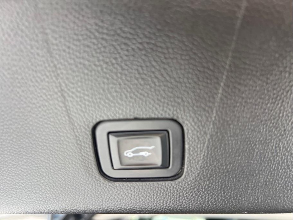 2019 Chevrolet Traverse 3LT - Photo 18