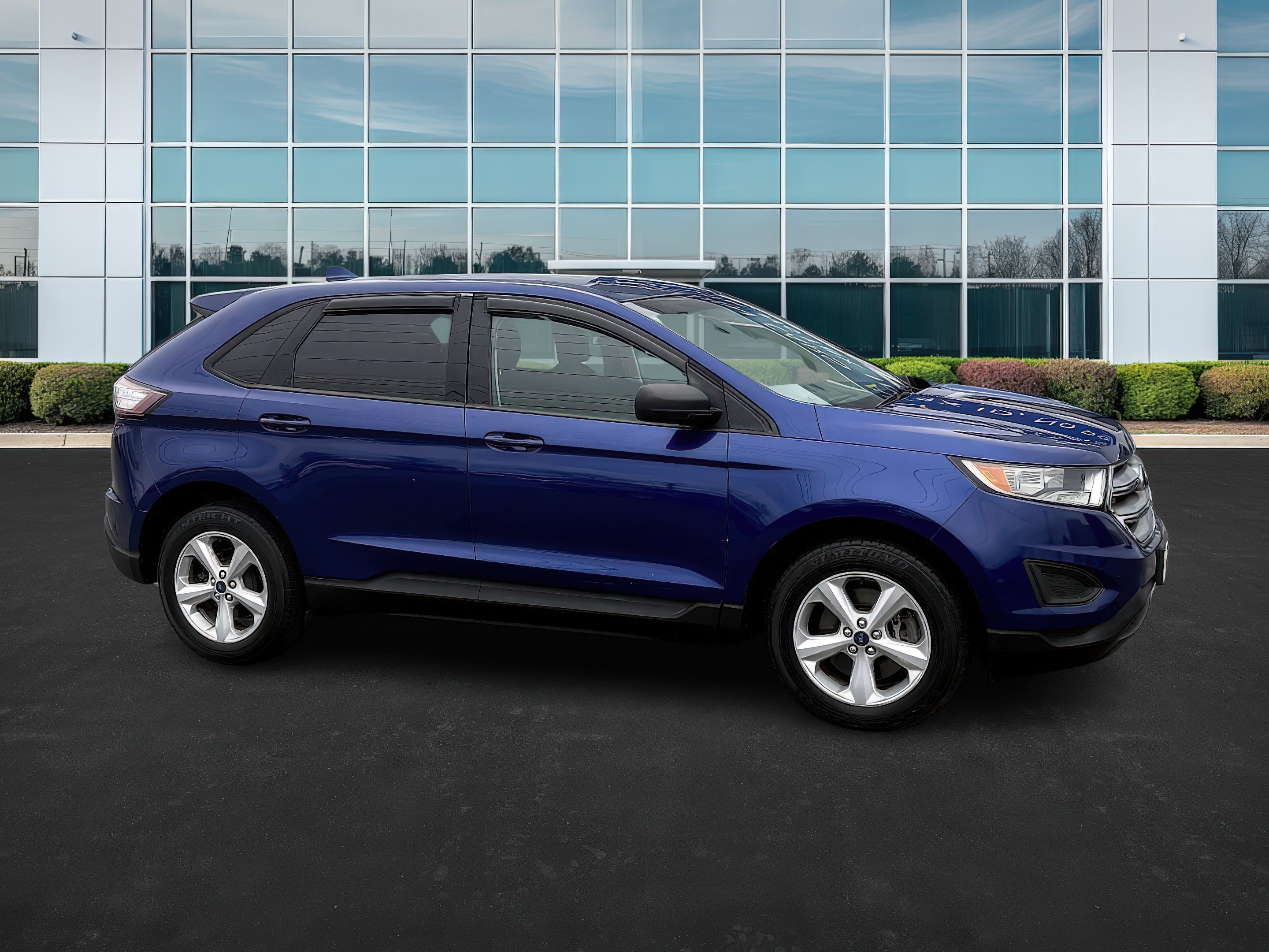 2015 Ford Edge SE - Photo 6