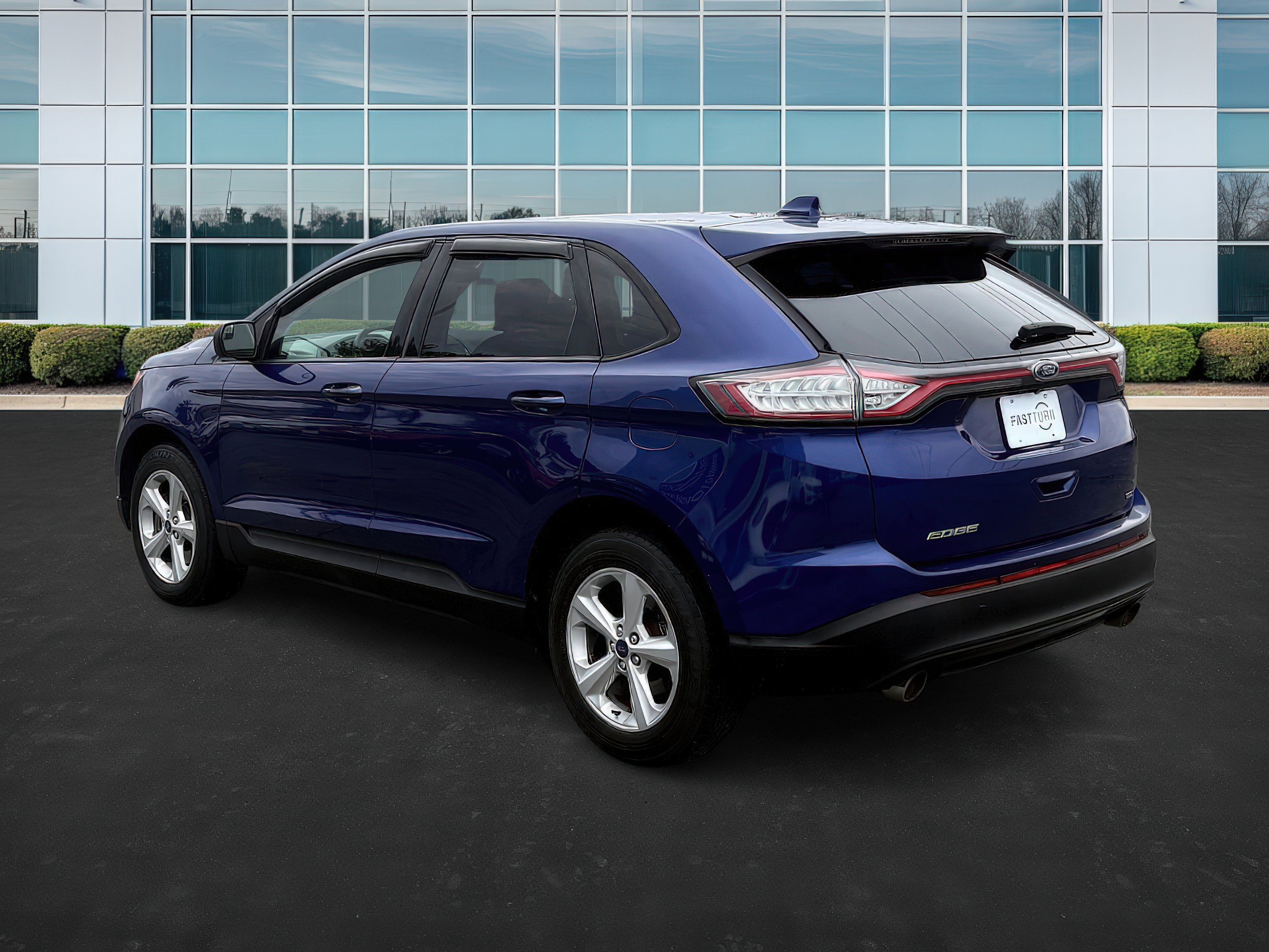 2015 Ford Edge SE - Photo 10