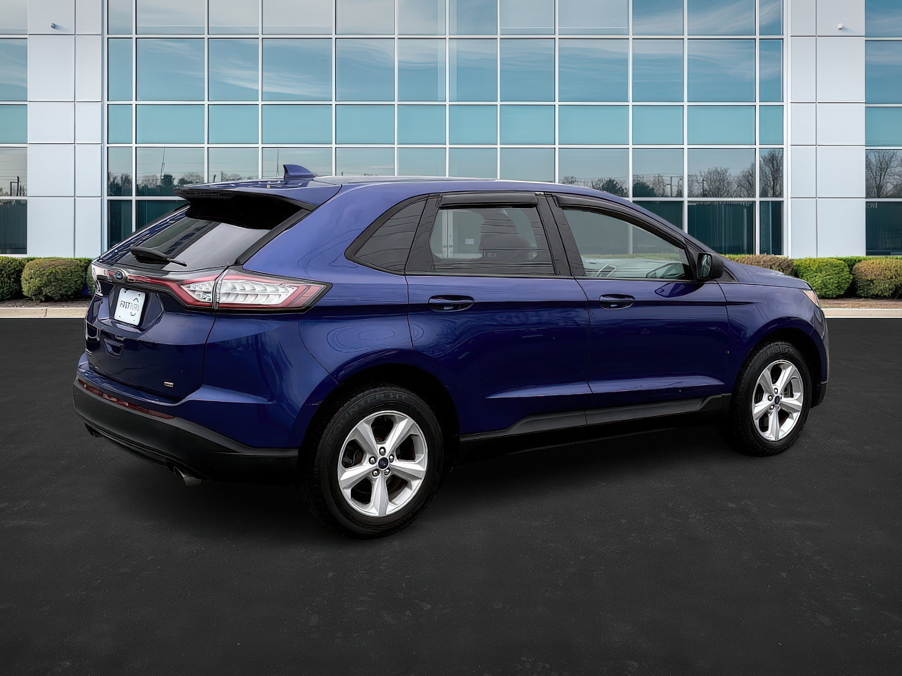 2015 Ford Edge SE - Photo 9